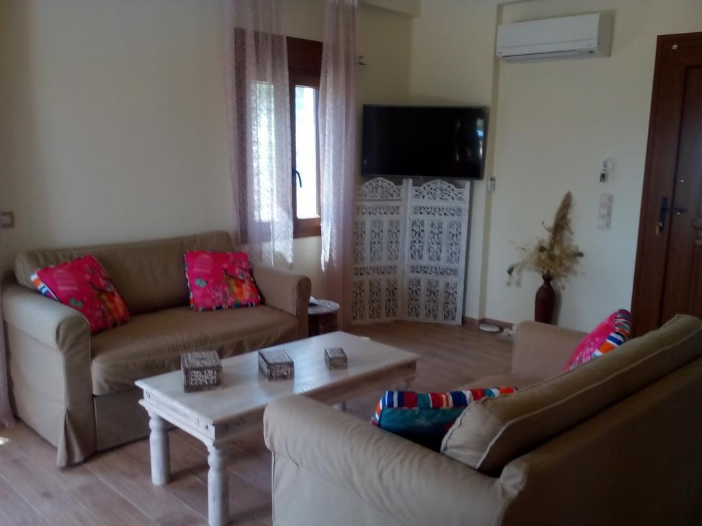 Villa Androniki Longos  Bagian luar foto