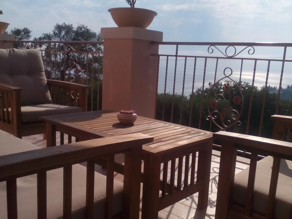 Villa Androniki Longos  Bagian luar foto